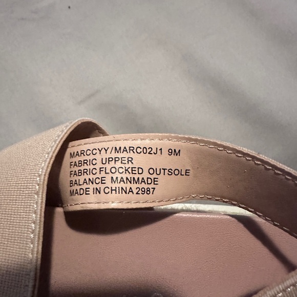 Madden Girl rose gold Footwear - Picture 4 of 8